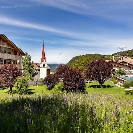 Artnatur Dolomites & 4* Siusi