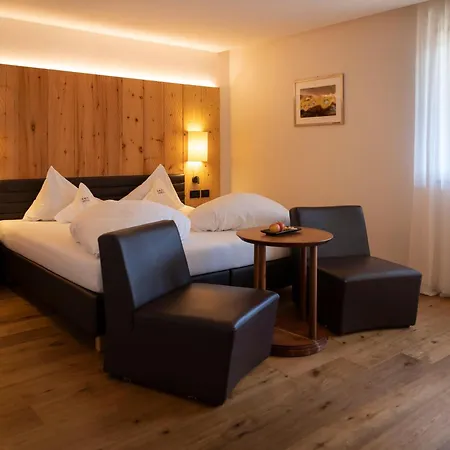 Hotel Artnatur Dolomites & 4*